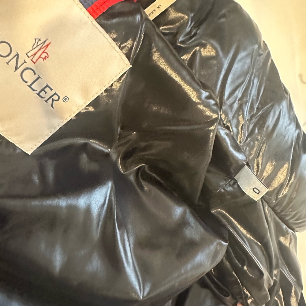 Authentic Moncler Jacket!!! - Picture 5 of 6